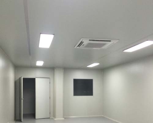 CEILING BY PU SANDWICH PANEL